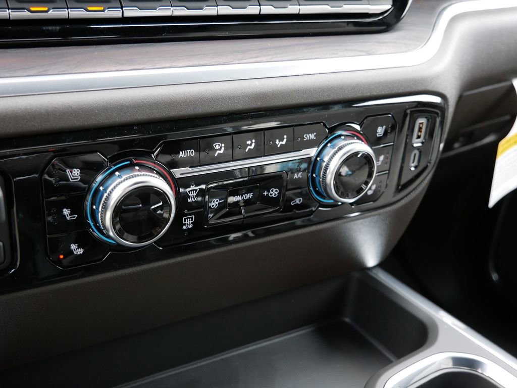 New 2026 GMC Sierra 1500 SLT w/ SLT Premium Plus Package image 14