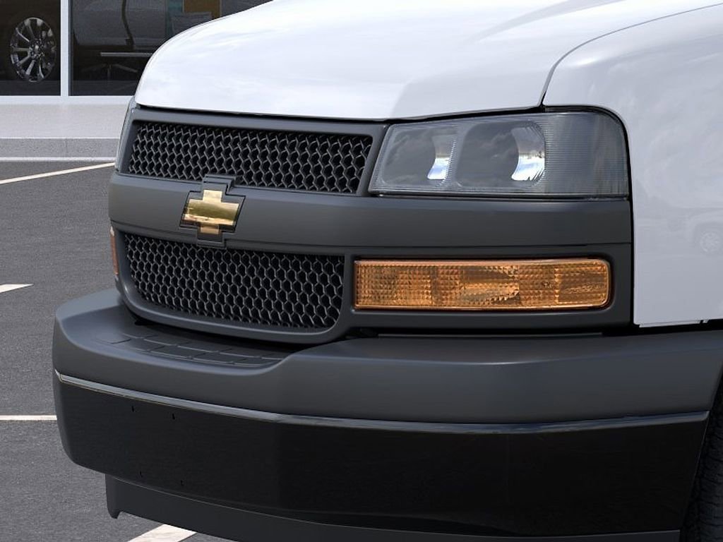 New 2026 Chevrolet Express 2500 RWD image 13