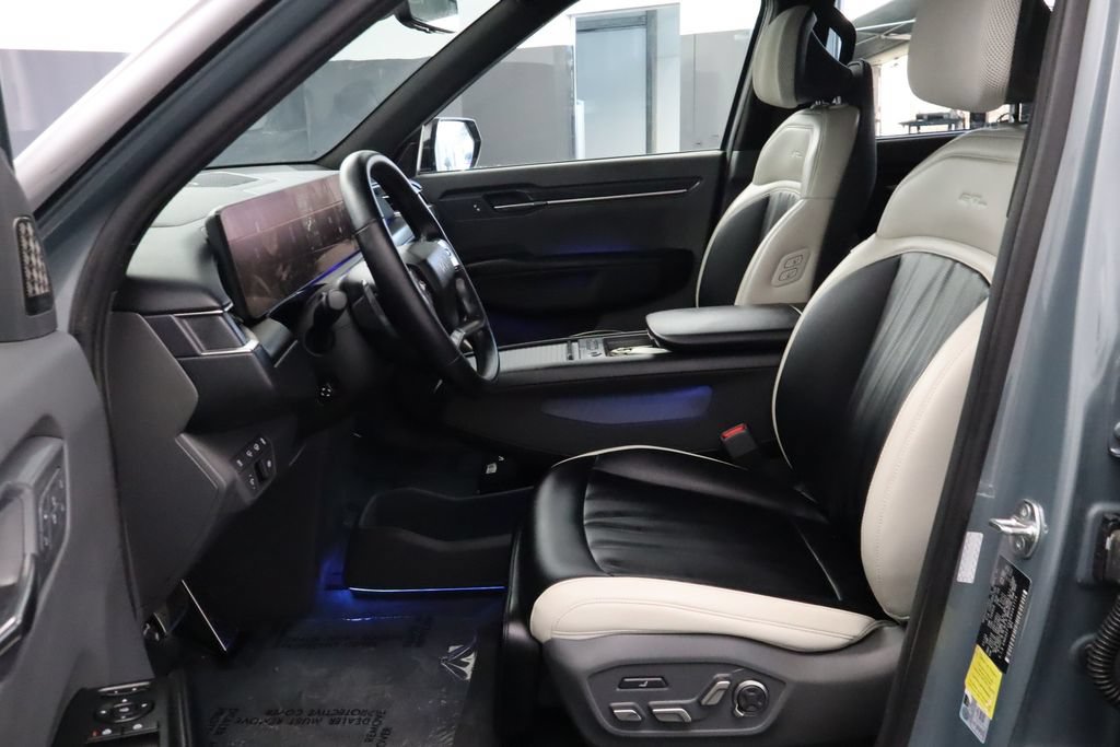 Used 2024 Kia EV9 GT-Line AWD/4WD image 19