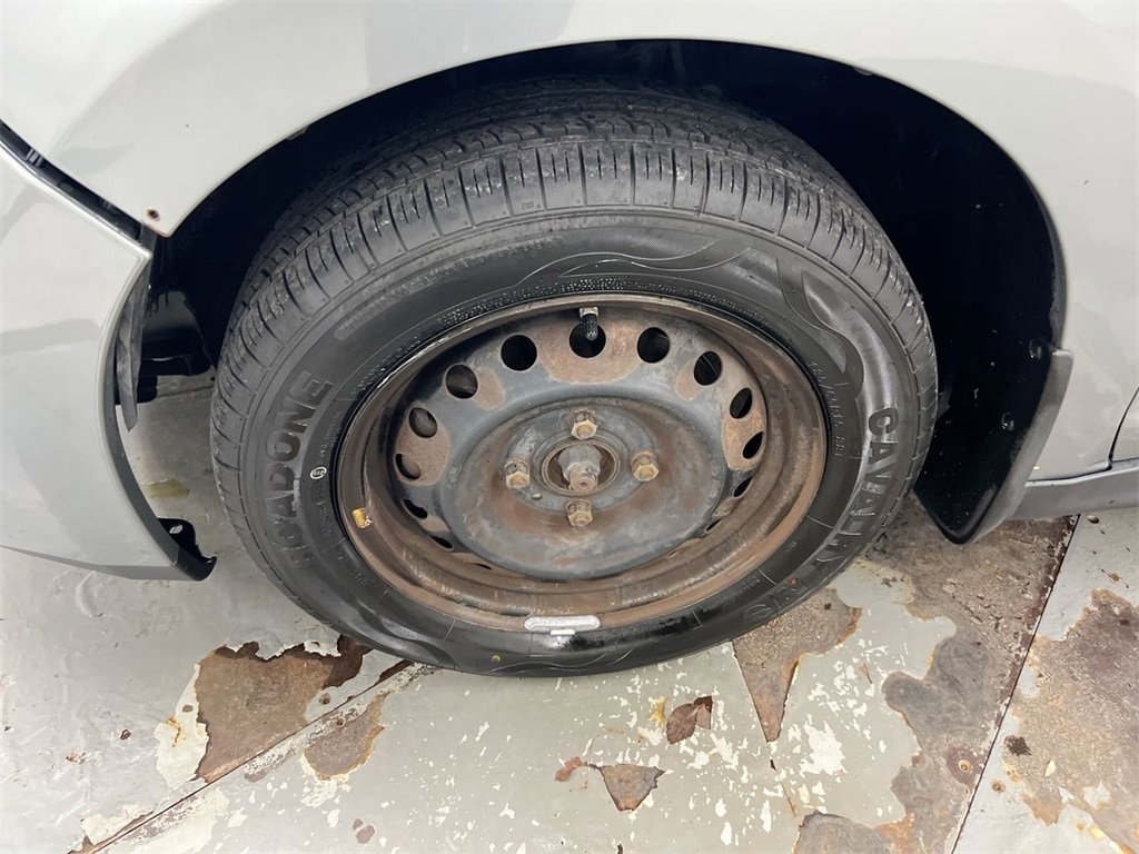 Used 2010 Nissan Versa 1.8 S w/ PWR Plus Pkg image 24