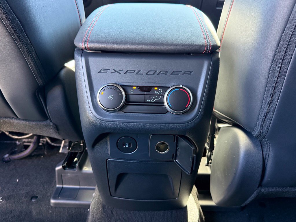 New 2027 Ford Explorer ST-Line AWD/4WD image 21