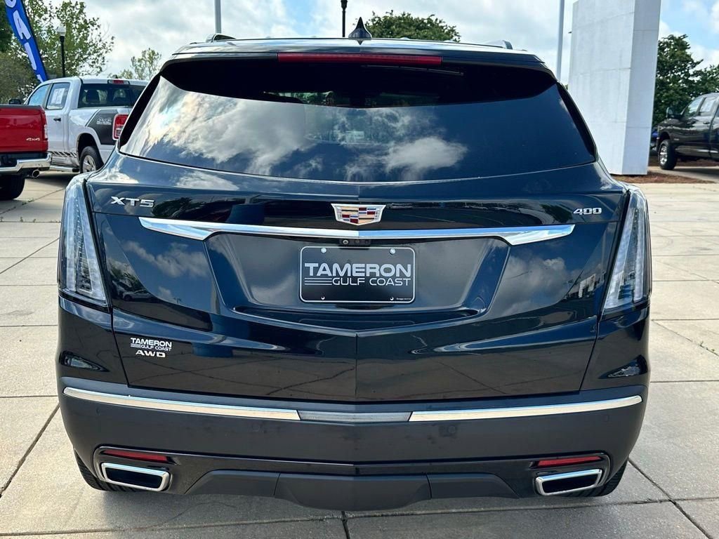 Used 2022 Cadillac XT5 Sportv w/ Technology Package image 3