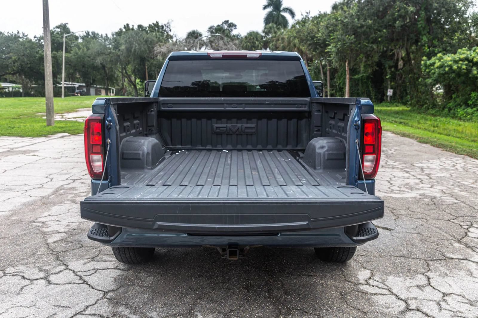 Used 2024 GMC Sierra 1500 Elevation AWD/4WD image 14
