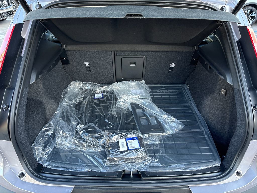 New 2026 Volvo XC40 B5 Plus w/ Protection Package Premier AWD/4WD image 20