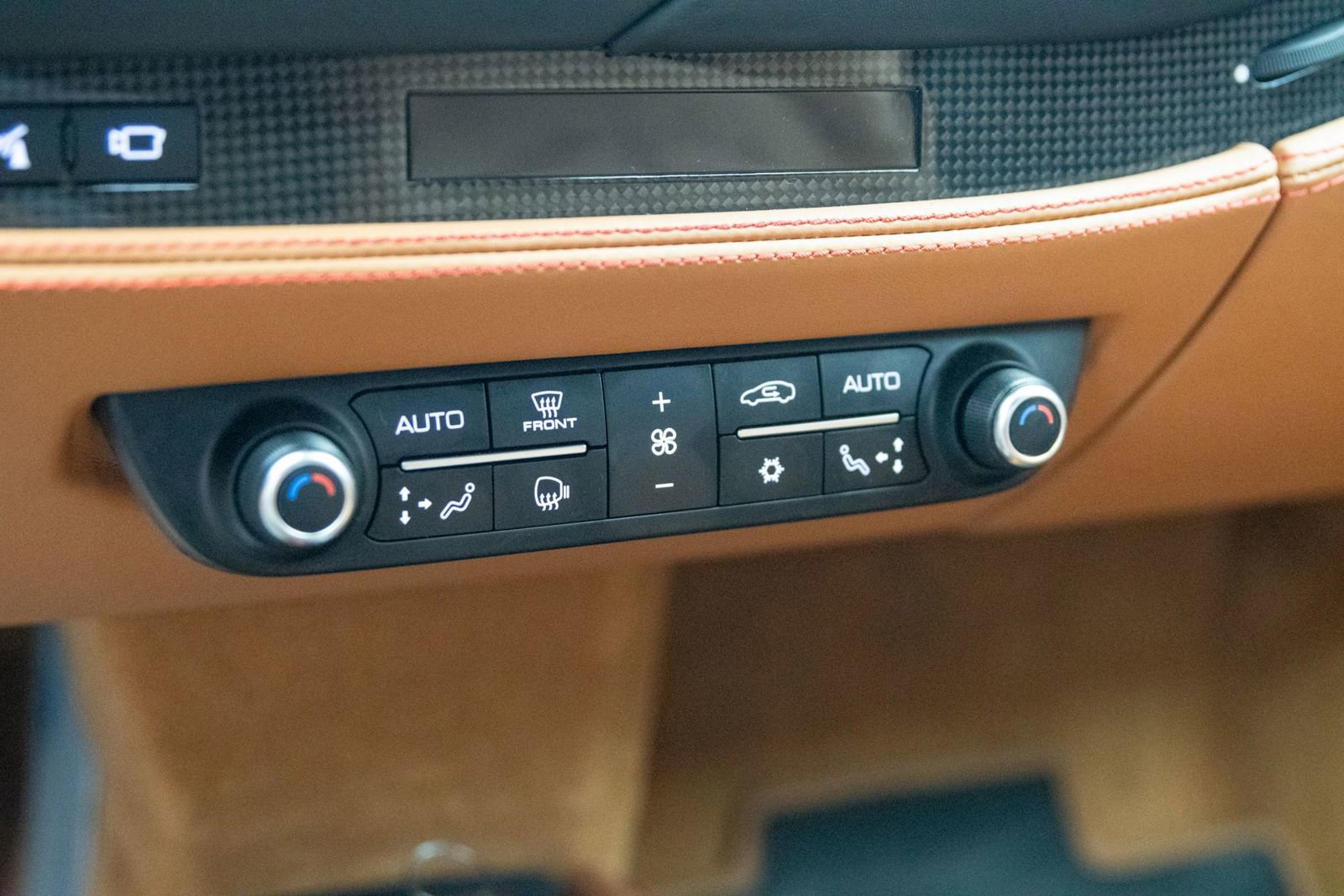 Used 2022 Ferrari F8 Tributo image 23