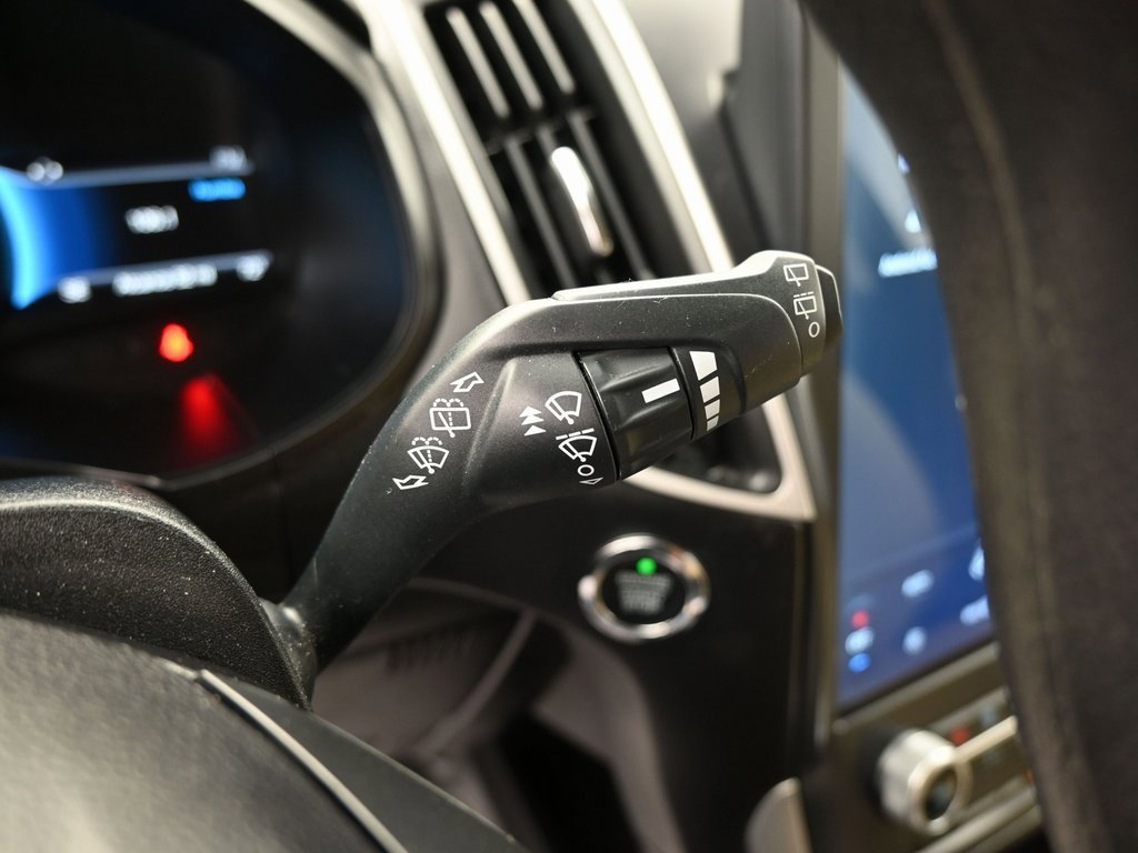 Used 2024 Ford Edge SE image 23