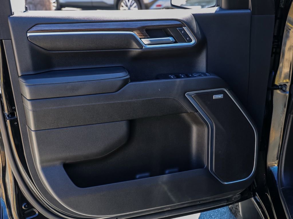 Used 2024 Chevrolet Silverado 1500 RST w/ Convenience Package II image 22