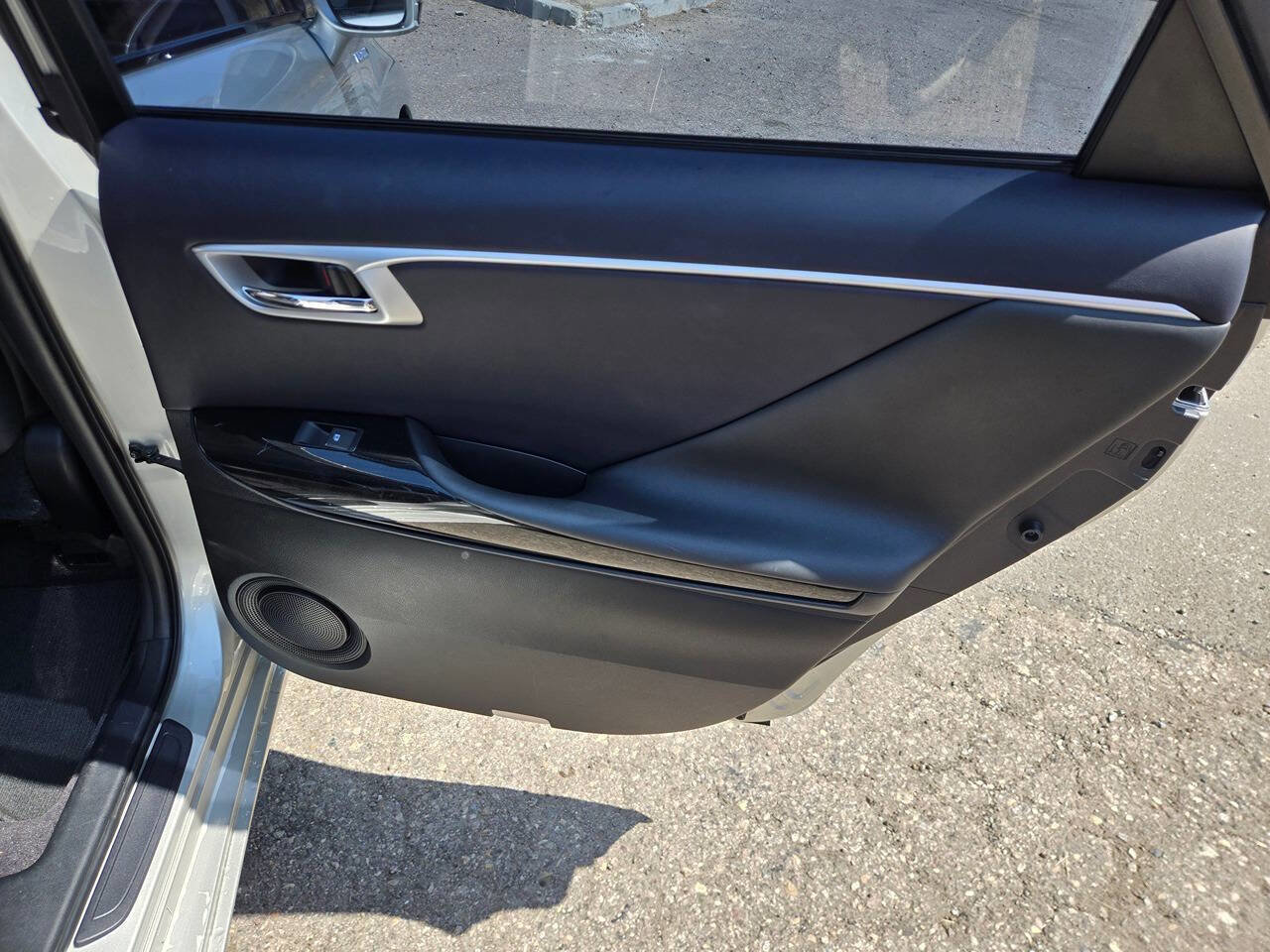 Used 2017 Toyota Mirai image 28