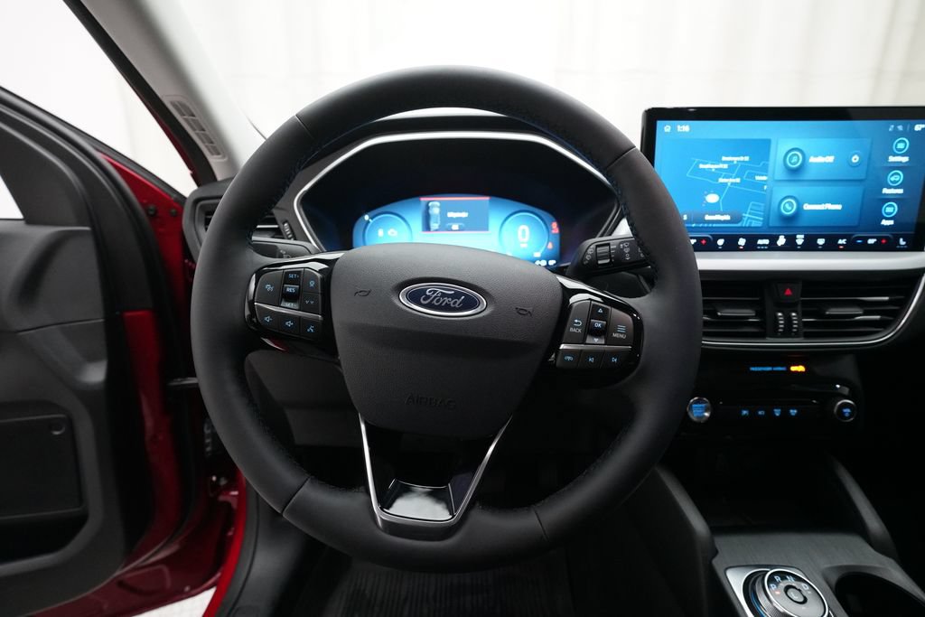 Used 2024 Ford Escape Platinum AWD/4WD image 4