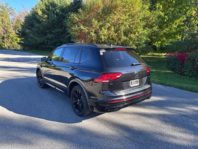 Used 2022 Volkswagen Tiguan SE R-Line AWD/4WD image 5