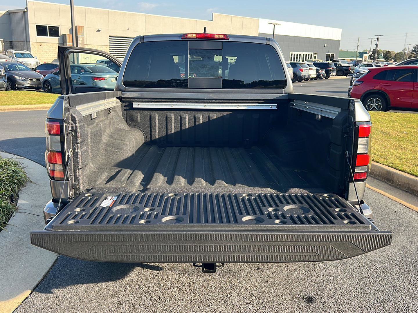 New 2026 Nissan Frontier SV w/ SV Convenience Package AWD/4WD image 33