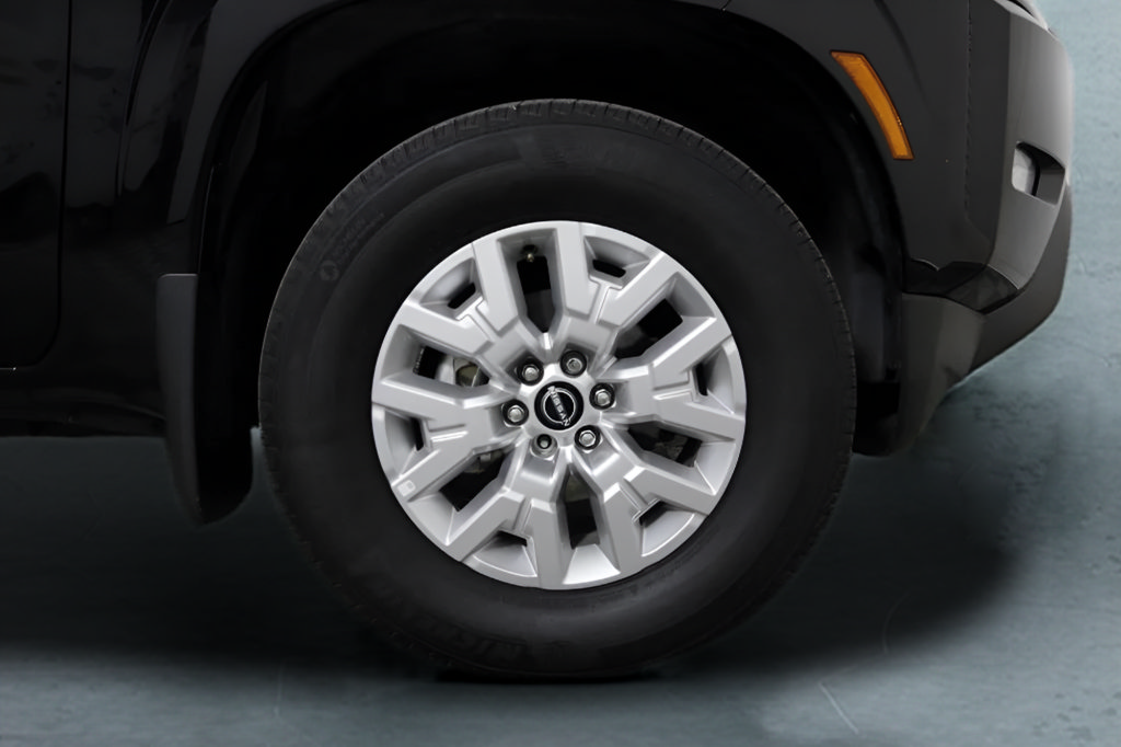 Used 2024 Nissan Frontier SV w/ SV Convenience Package RWD image 34