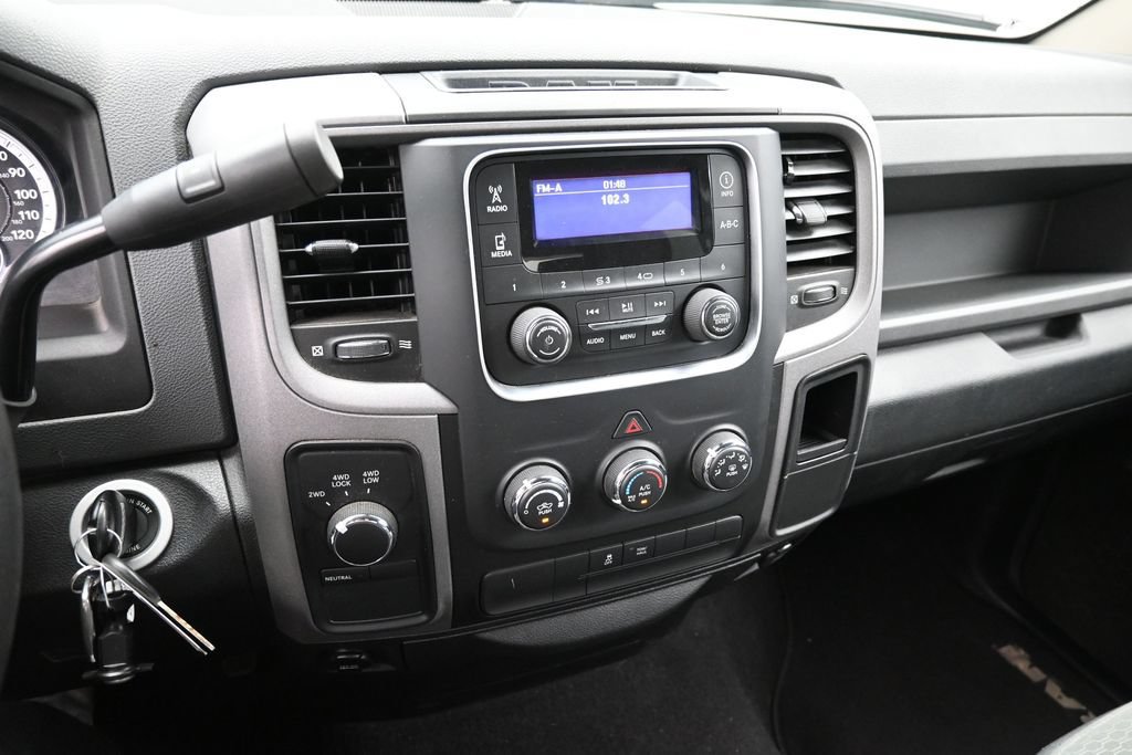 Used 2014 RAM 1500 Express AWD/4WD image 12