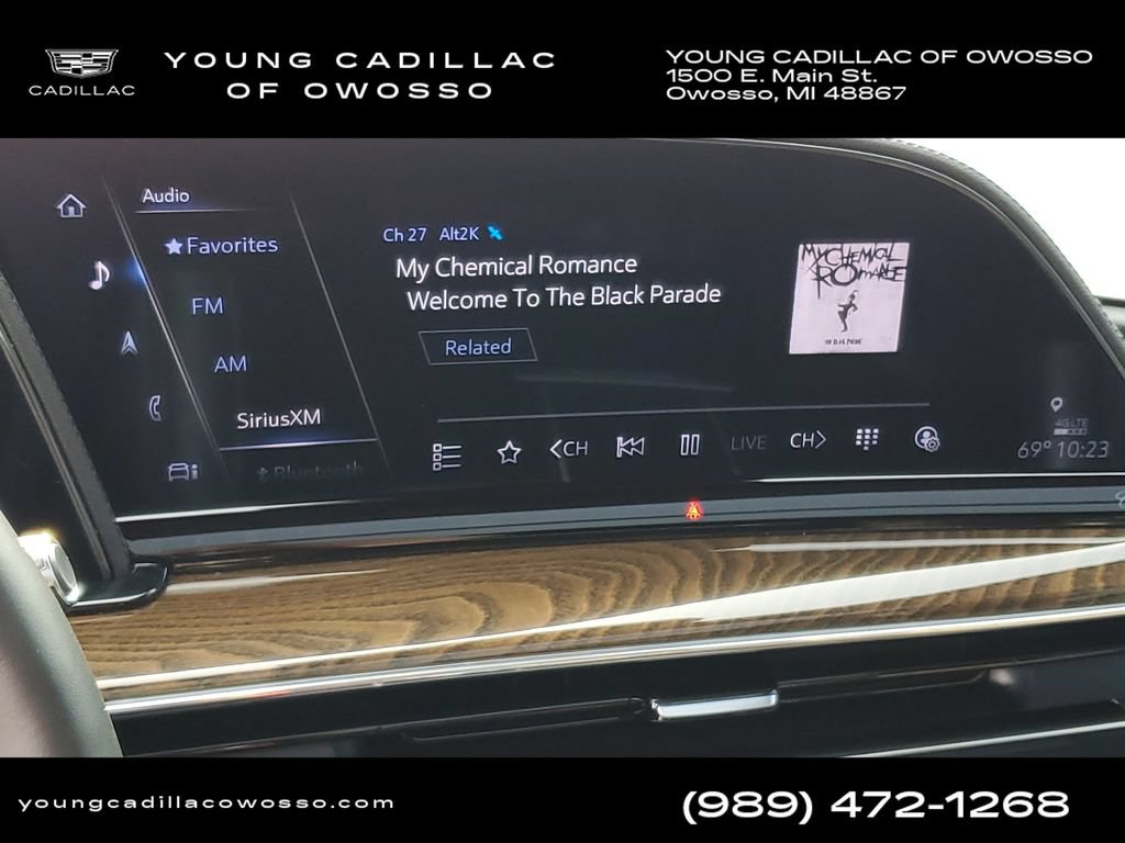 Used 2023 Cadillac Escalade ESV Sport Platinum w/ LPO, ONYX Package AWD/4WD image 18