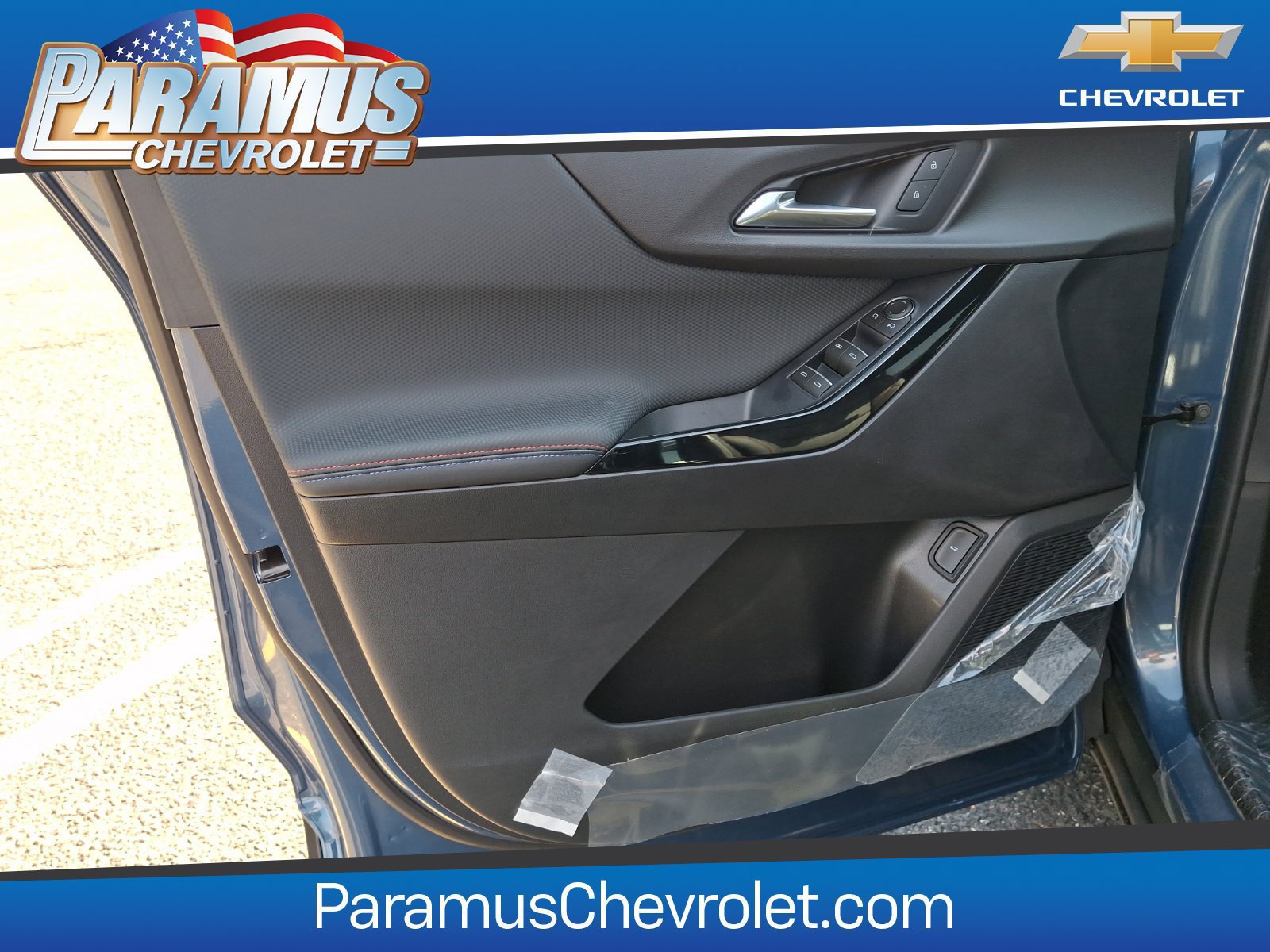 New 2026 Chevrolet Equinox RS w/ LPO, Floor Liner Package AWD/4WD image 9