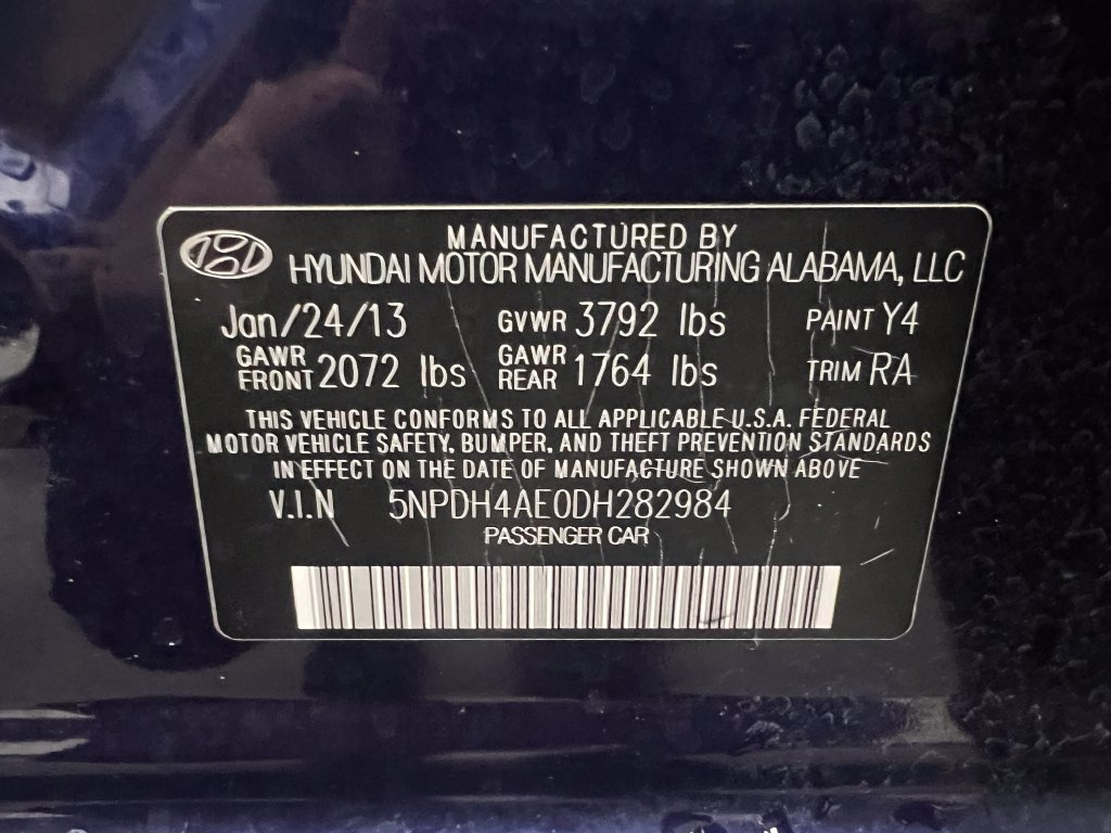 Used 2013 Hyundai Elantra GLS w/ Preferred Pkg FWD image 34