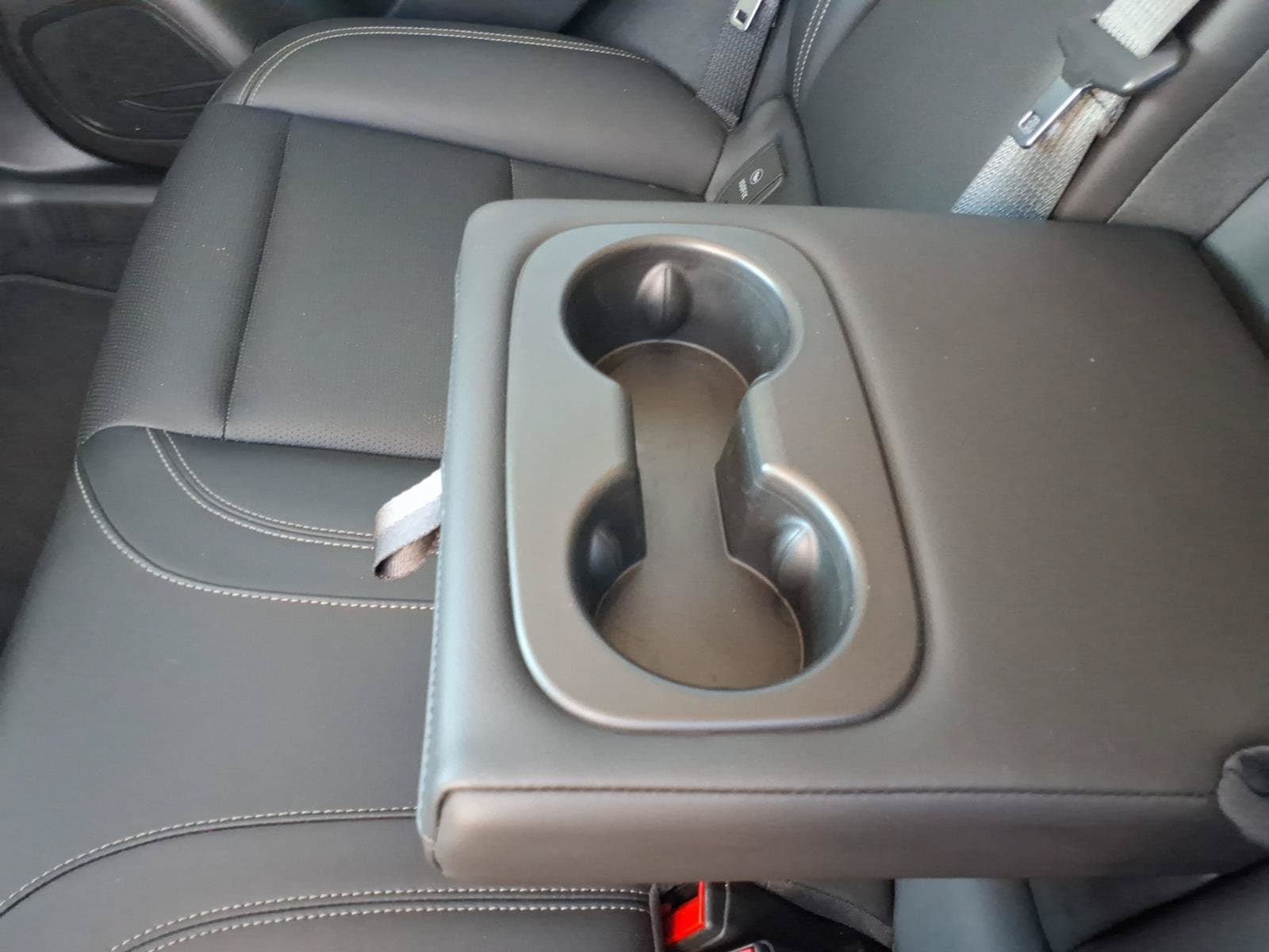 Used 2024 Buick Envision Preferred AWD/4WD image 11