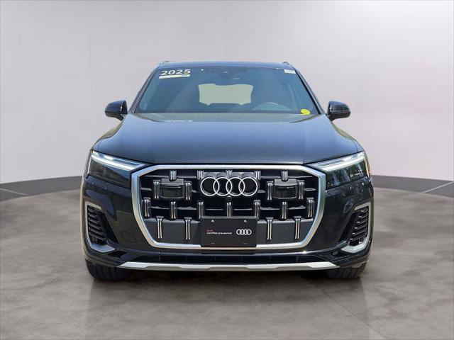 Certified 2025 Audi Q7 3.0T Premium Plus w/ Premium Plus Package AWD/4WD image 11