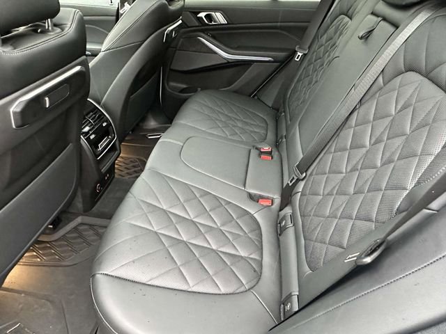Certified 2025 BMW X5 xDrive50e w/ Premium Package image 19