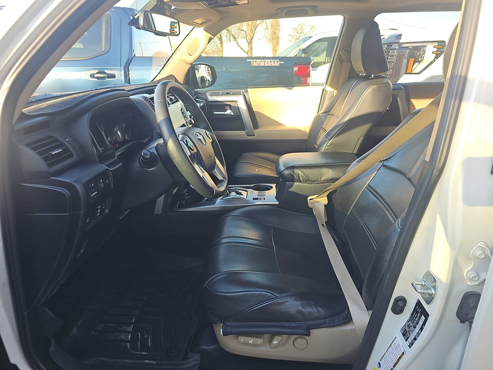 Used 2022 Toyota 4Runner Limited image 13