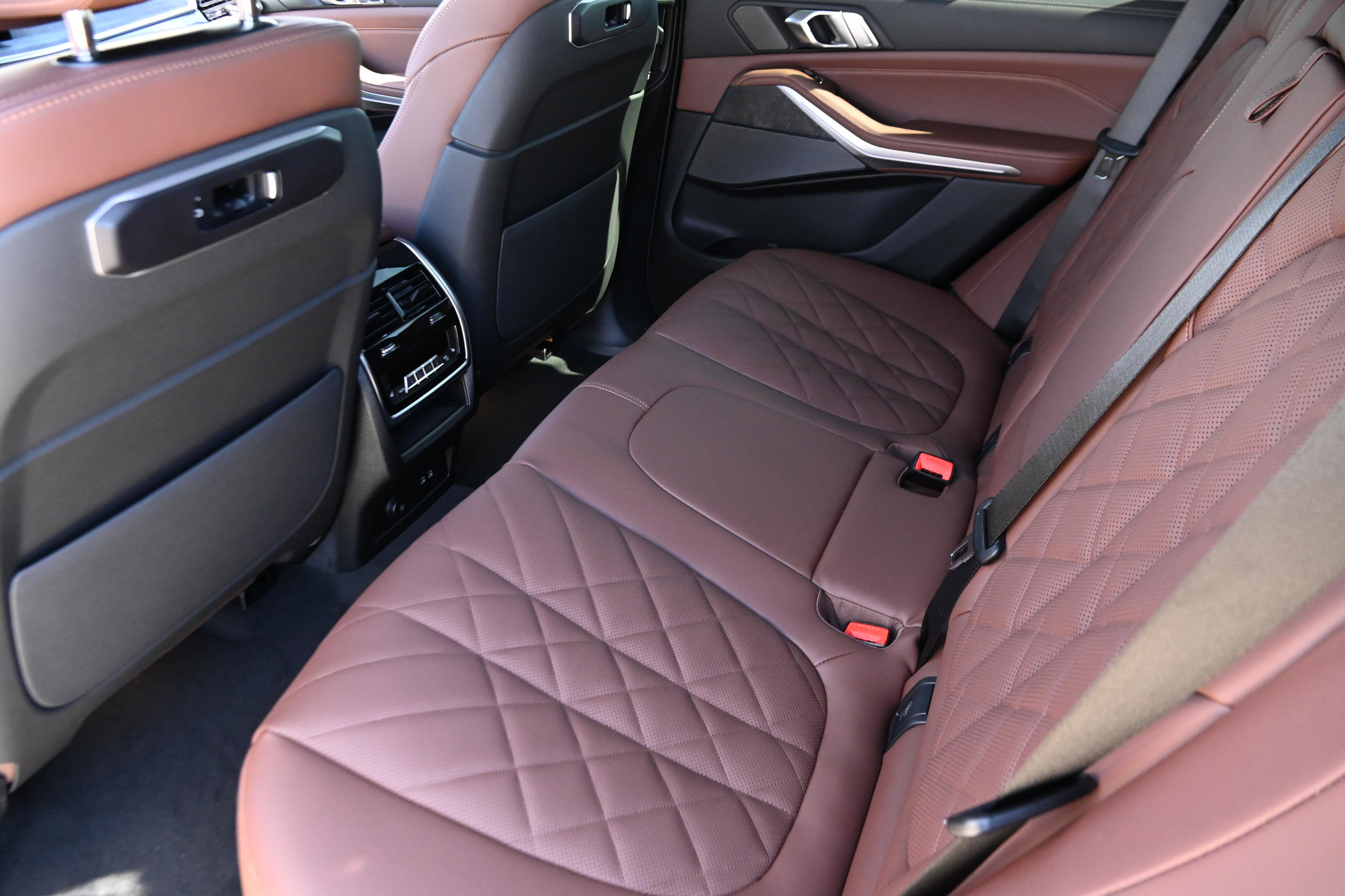 New 2026 BMW X5 xDrive40i w/ M Sport Package image 8