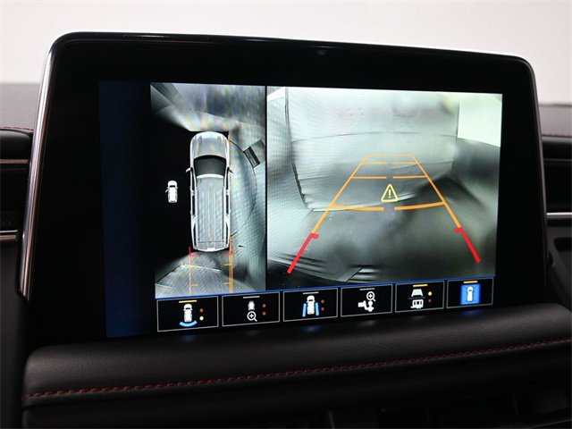 Used 2022 Chevrolet Suburban RST w/ Sport Performance Package image 30