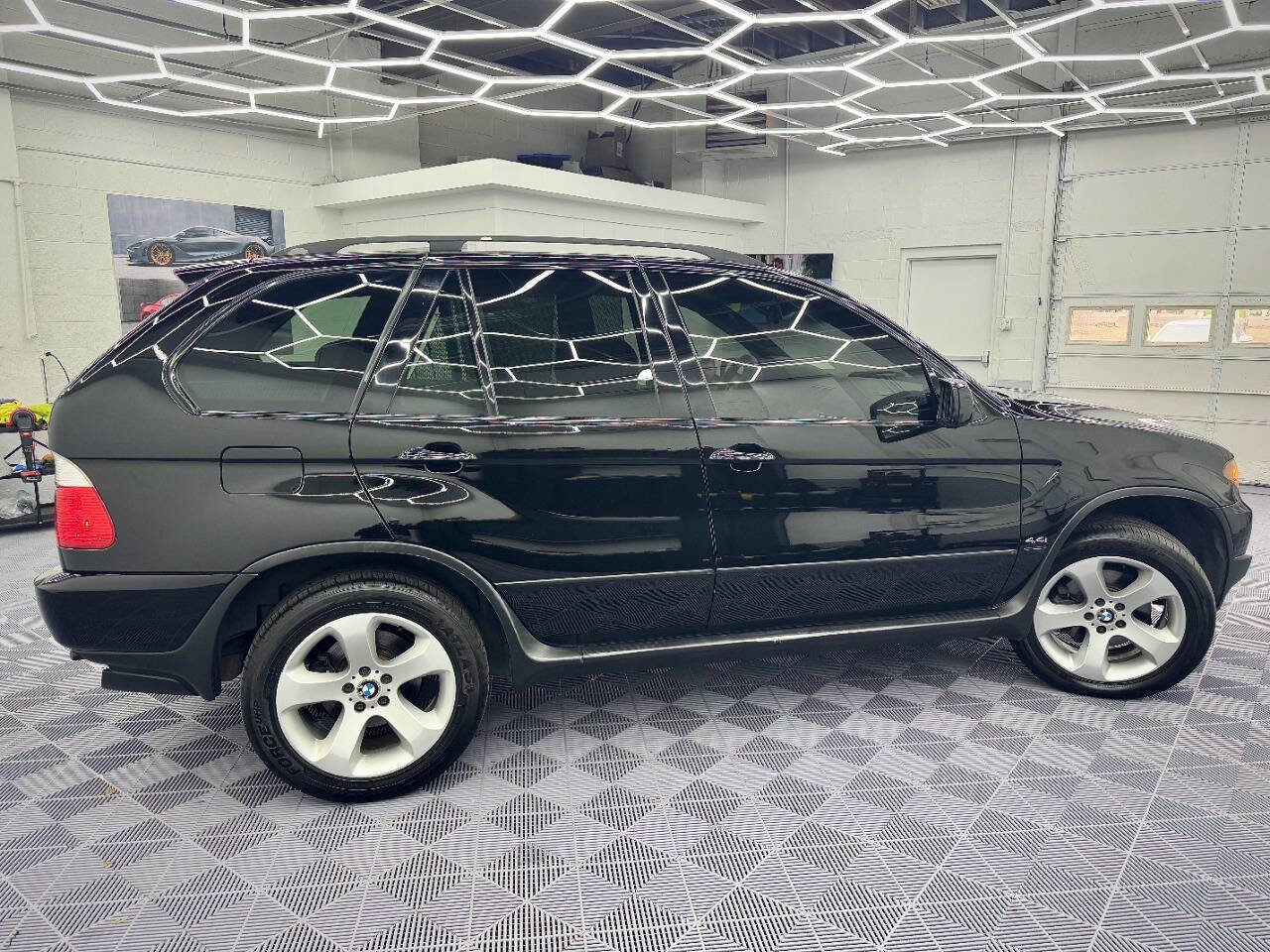 Used 2006 BMW X5 4.4i image 12