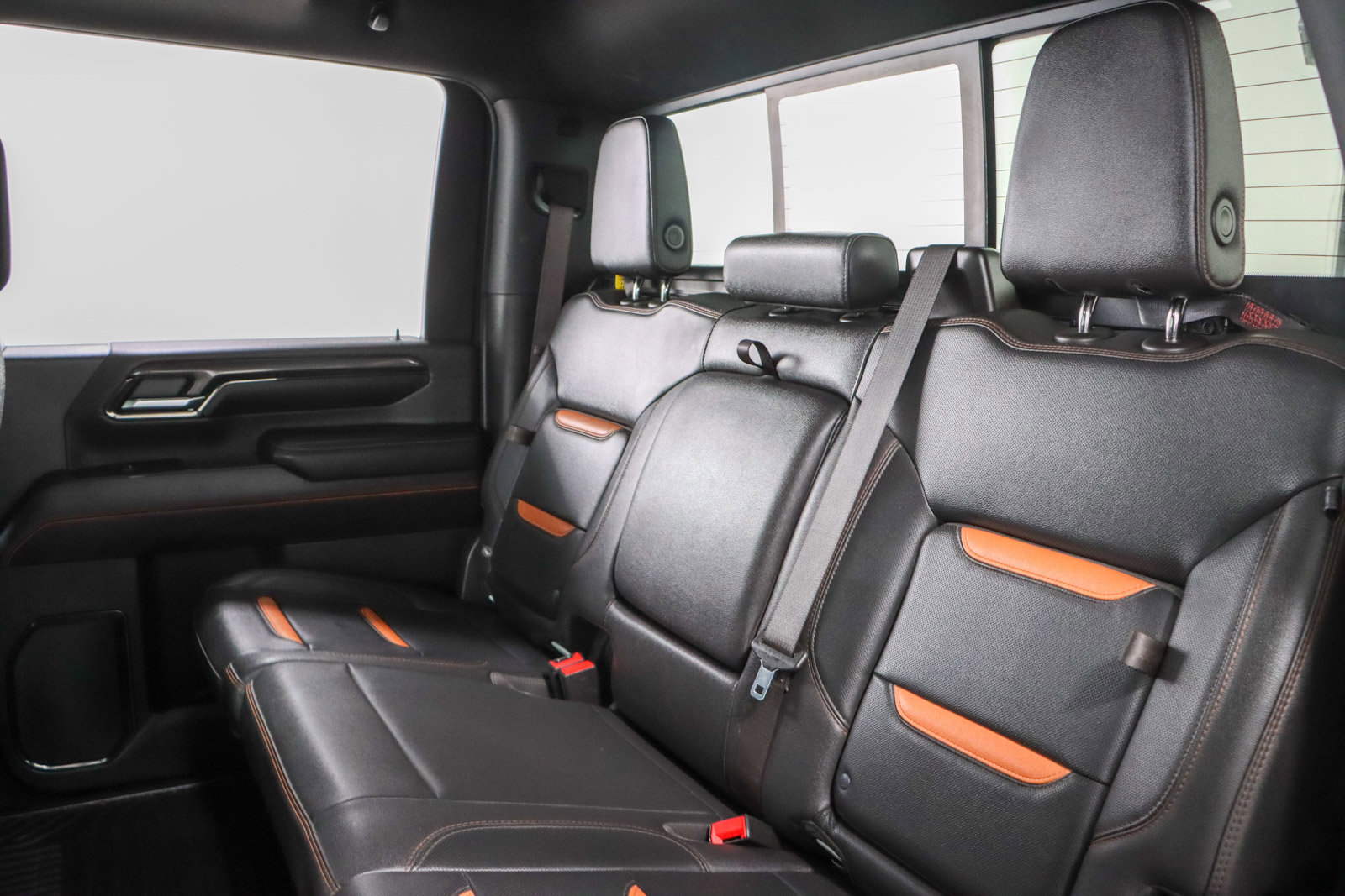 Used 2024 GMC Sierra 2500 AT4 w/ AT4 Preferred Package image 29