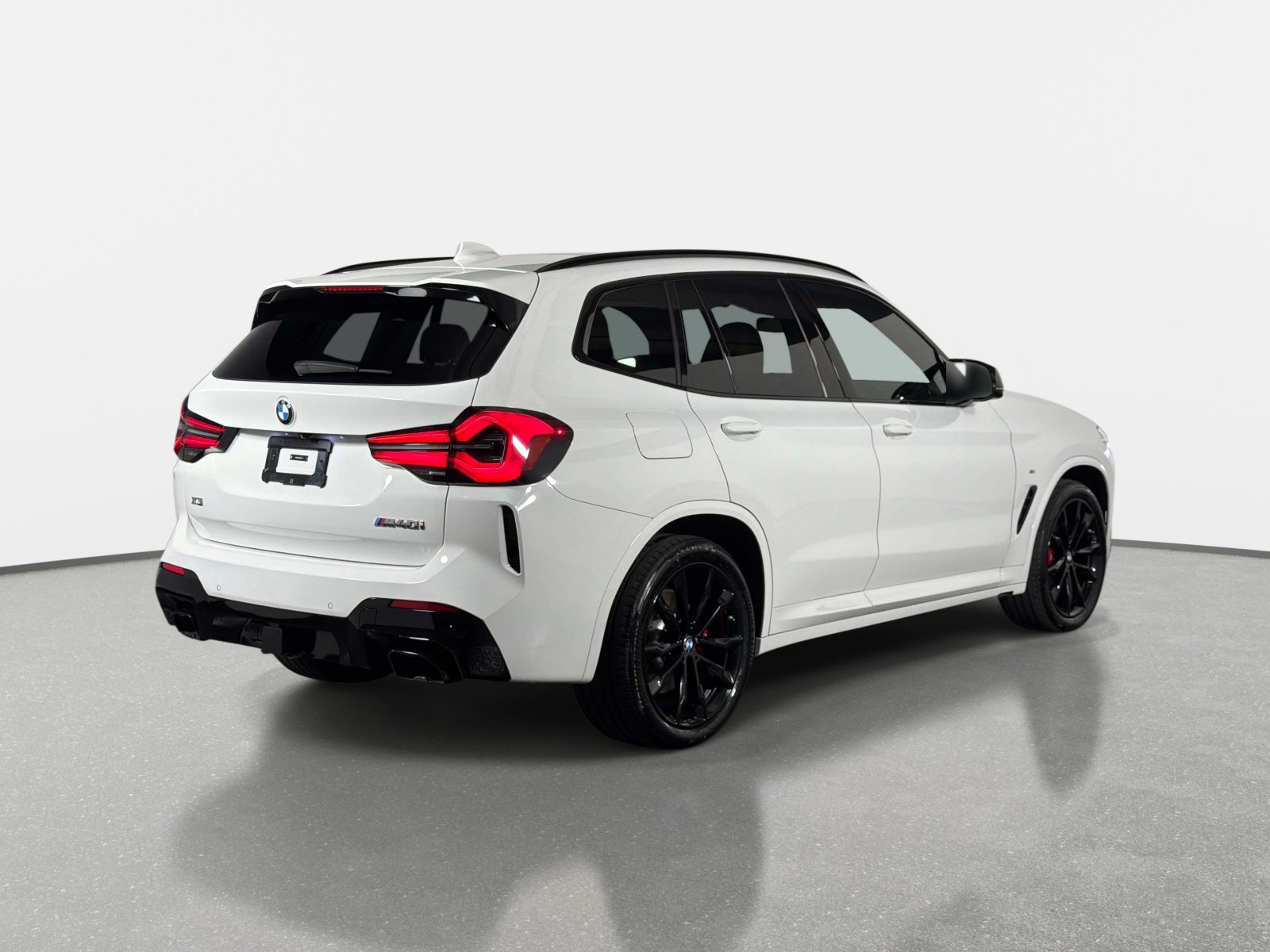 Used 2024 BMW X3 M40i w/ Premium Essential Package AWD/4WD image 3