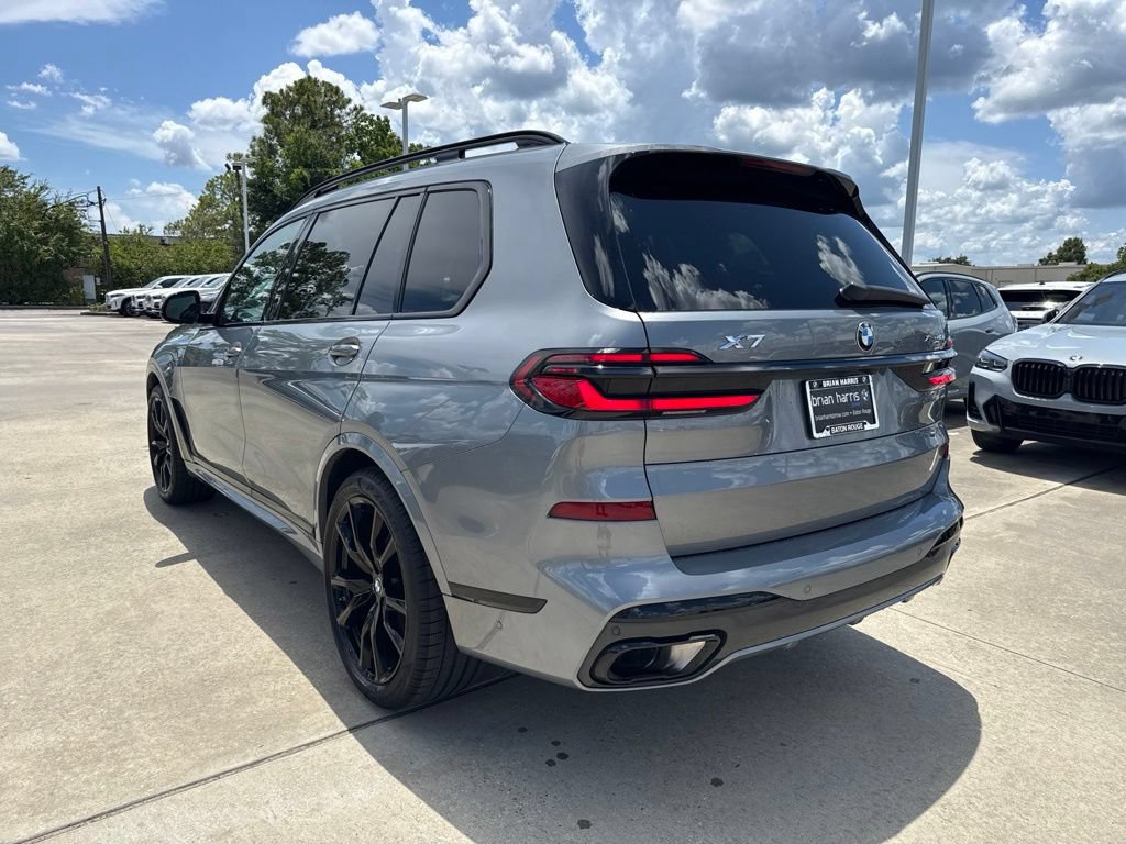 Certified 2025 BMW X7 xDrive40i w/ Executive Package AWD/4WD image 3