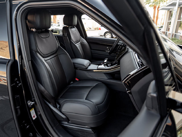 New 2026 Land Rover Range Rover Sport Dynamic SE AWD/4WD image 35