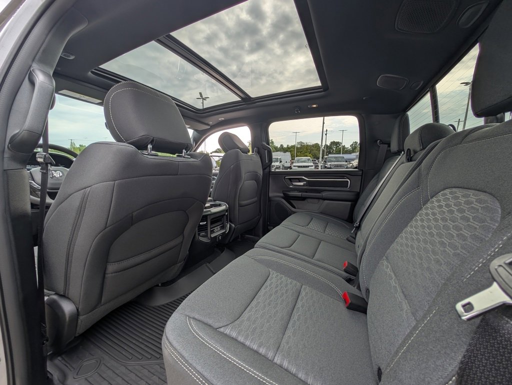 New 2026 RAM 1500 4x4 Crew Cab image 15