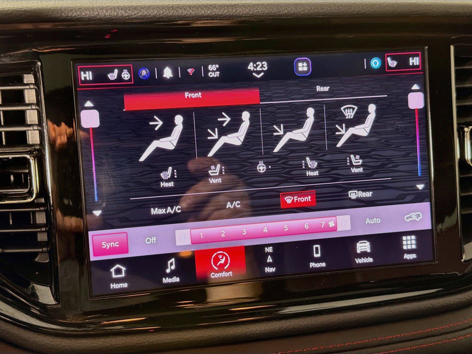 Used 2025 Dodge Durango GT AWD/4WD image 22