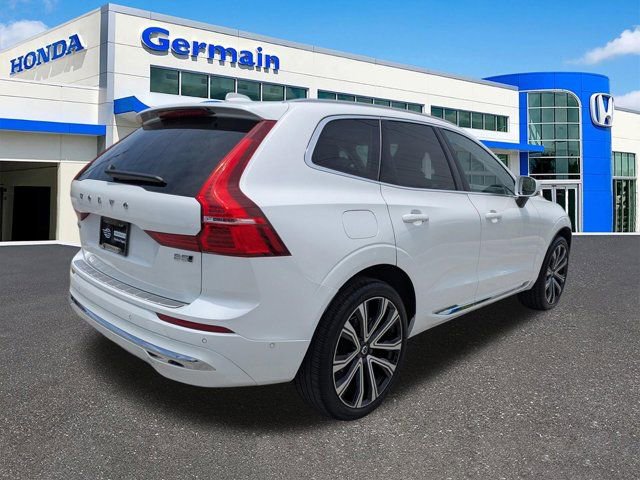 Used 2023 Volvo XC60 B5 Ultimate w/ Protection Package Premier AWD/4WD image 5