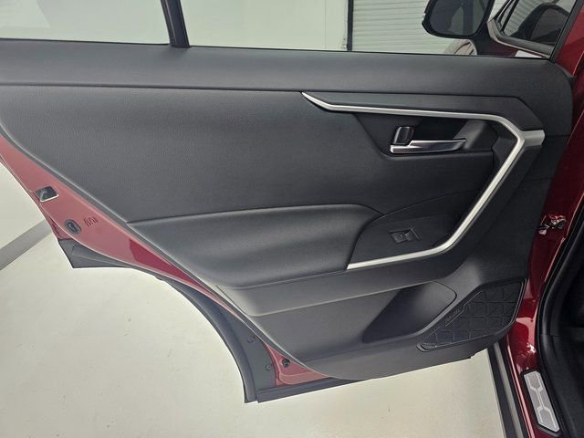 Used 2025 Toyota RAV4 XLE Premium image 35