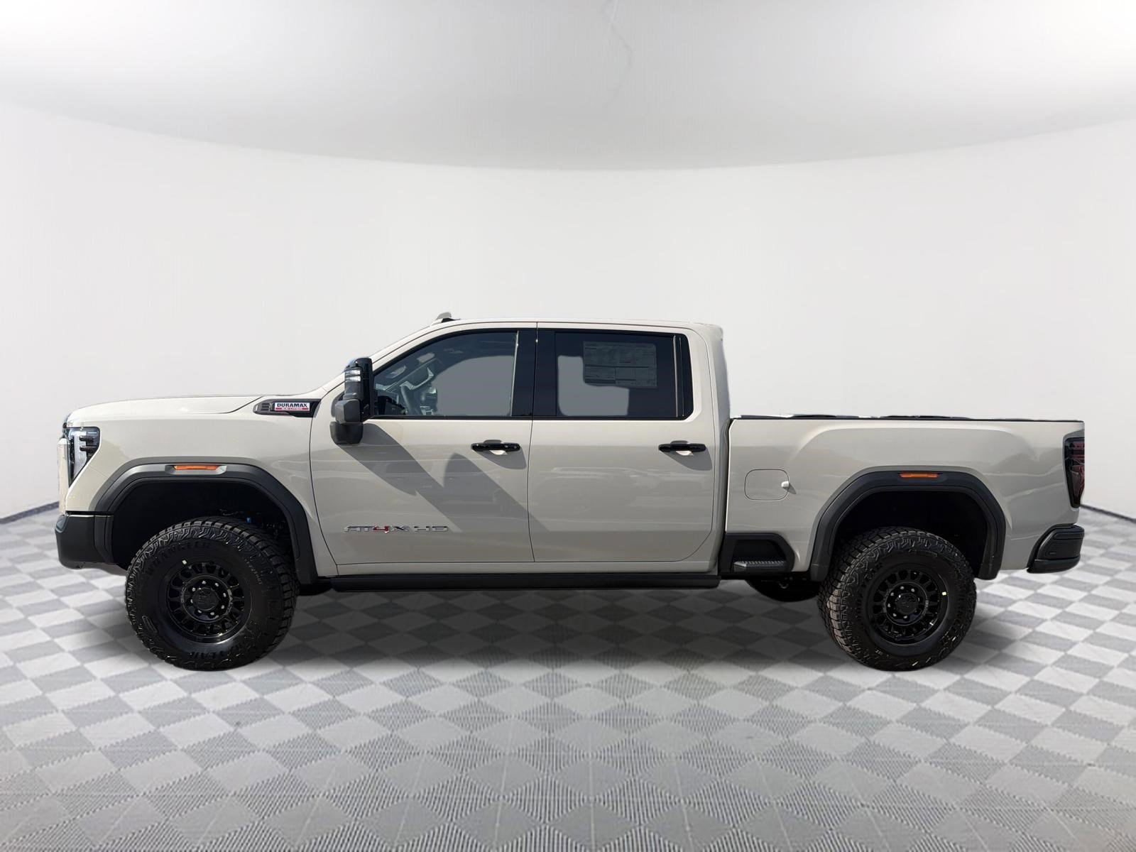 New 2026 GMC Sierra 2500 AT4X w/ AT4X AEV Edition AWD/4WD image 2