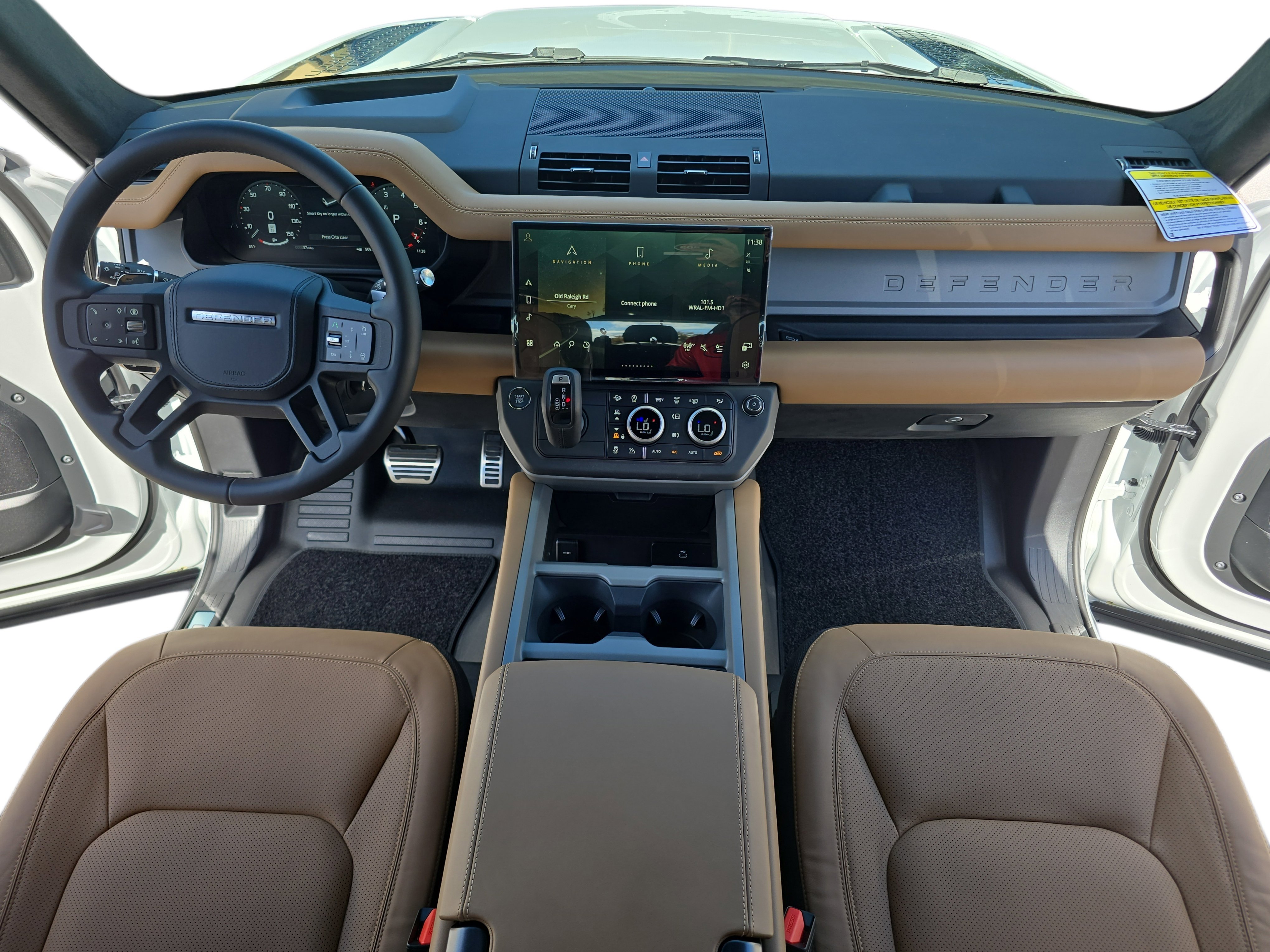 New 2026 Land Rover Defender 130 V8 image 9