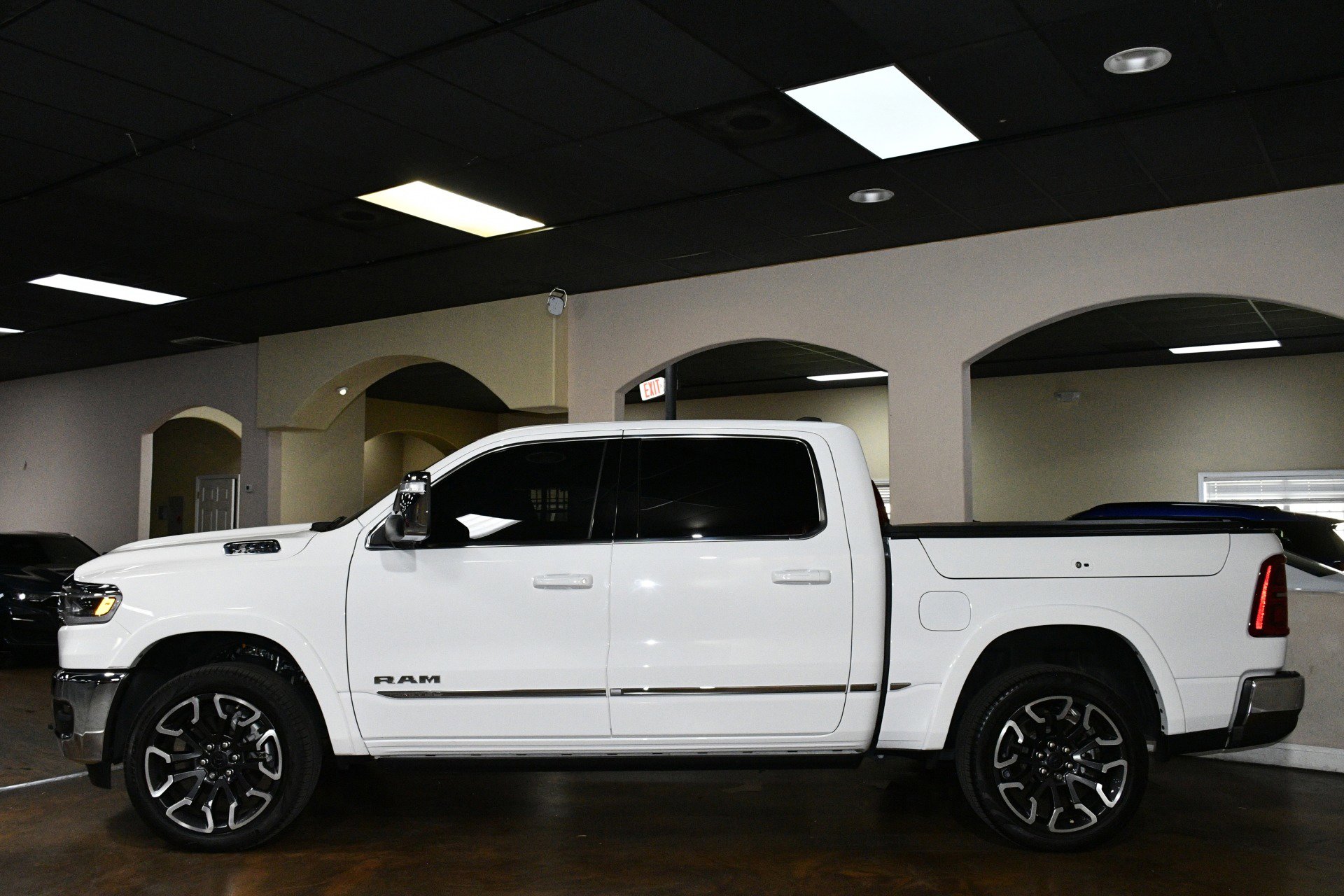 Used 2025 RAM 1500 Limited AWD/4WD image 51