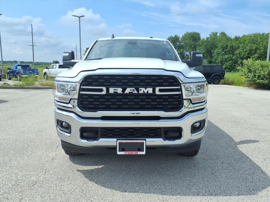 Used 2024 RAM 3500 Big Horn AWD/4WD image 27