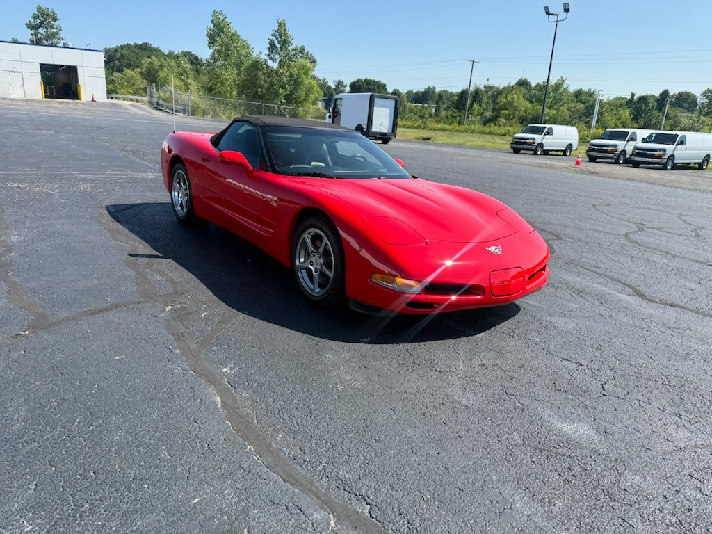 Used 2003 Chevrolet Corvette Convertible w/ Preferred Equipment Group1 RWD image 8