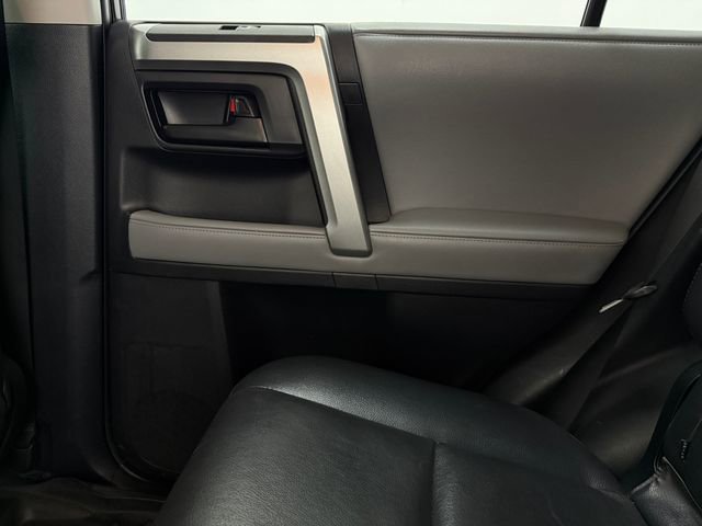Used 2012 Toyota 4Runner SR5 w/ Convenience Pkg image 31