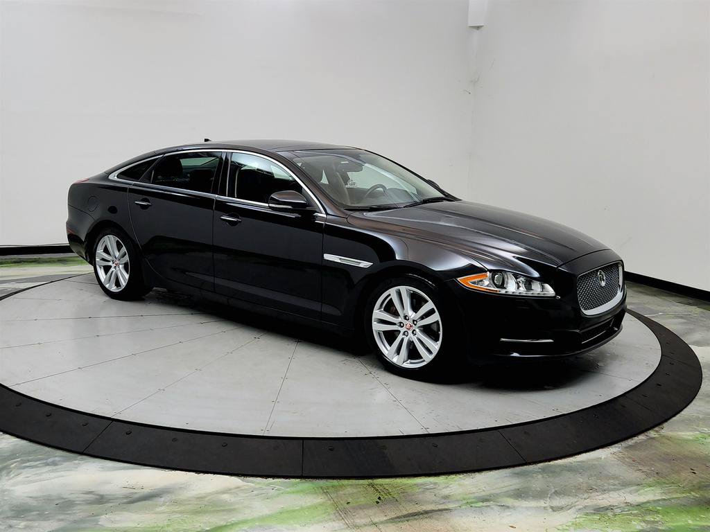 Used 2015 Jaguar XJ L Portfolio RWD image 3