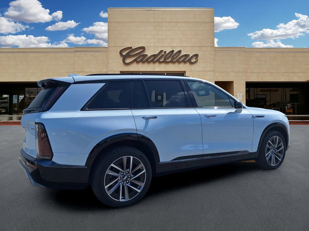 New 2027 Cadillac Vistiq Sport w/ LPO, Floor Liner Package AWD/4WD image 4