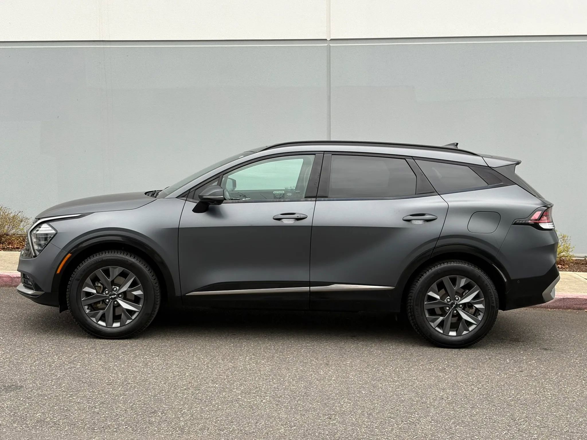 Used 2023 Kia Sportage SX Prestige image 3