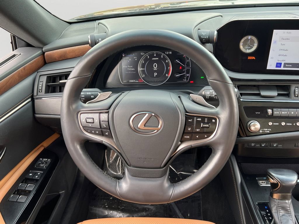 Used 2023 Lexus ES 350 w/ Premium Package image 16