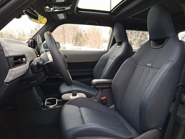 Used 2025 MINI Cooper S image 11