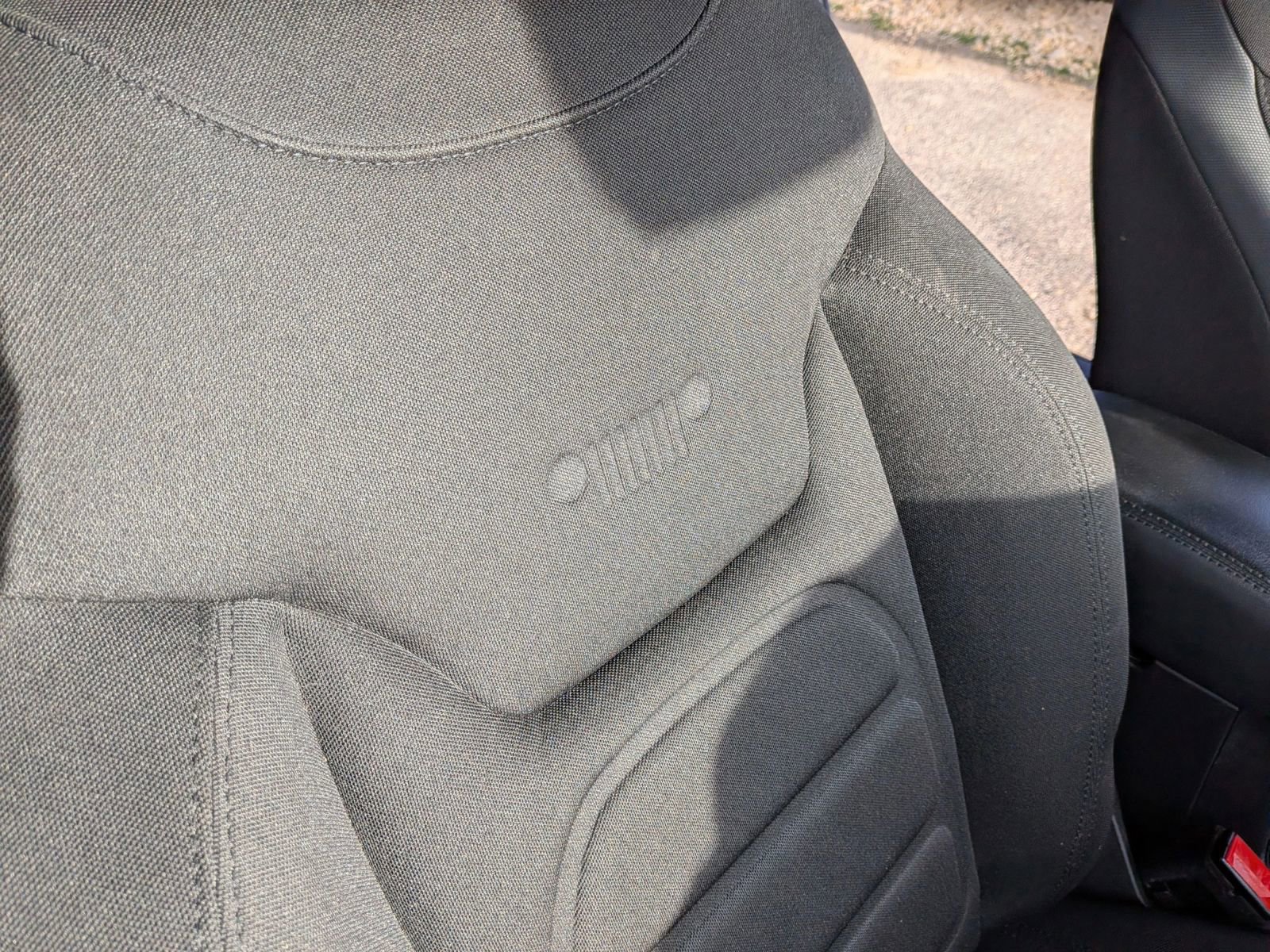 Used 2016 Jeep Renegade Latitude image 40