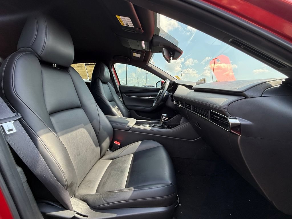 Used 2019 MAZDA MAZDA3 Hatchback FWD image 27