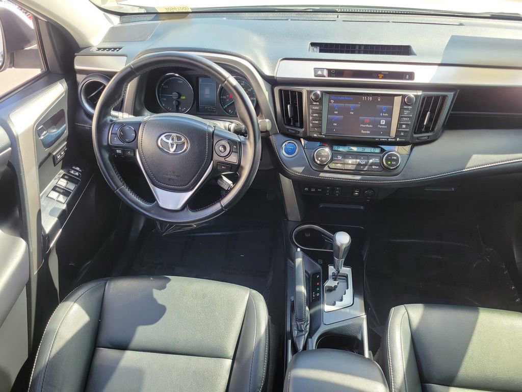 Used 2016 Toyota RAV4 Limited w/ Advanced Technology Package image 13