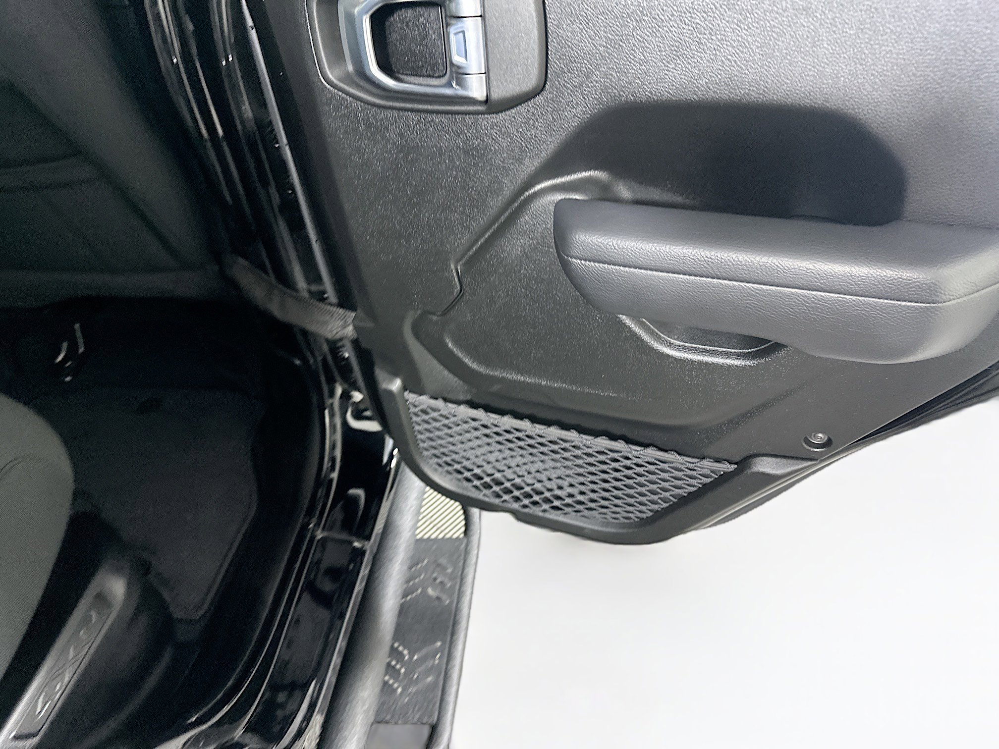 Used 2023 Jeep Wrangler Unlimited Rubicon 4xe image 27